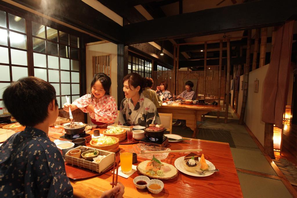 מלון מינקמי Takaragawa Onsen Ousenkaku מראה חיצוני תמונה