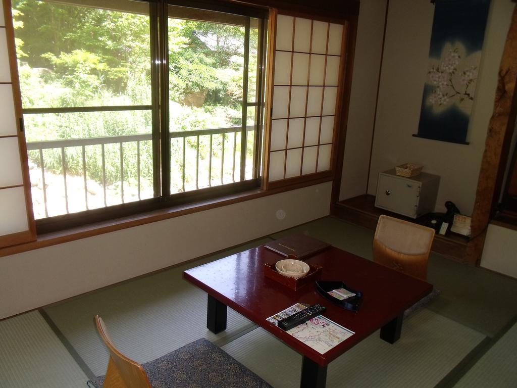 מלון מינקמי Takaragawa Onsen Ousenkaku מראה חיצוני תמונה
