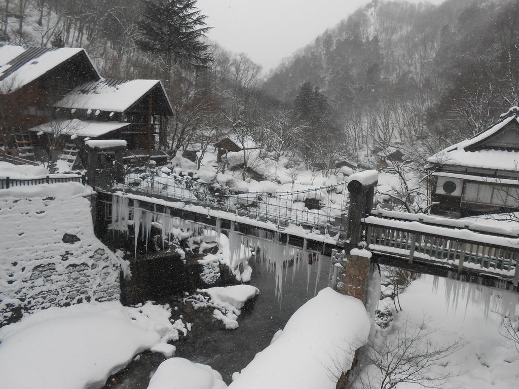 מלון מינקמי Takaragawa Onsen Ousenkaku מראה חיצוני תמונה